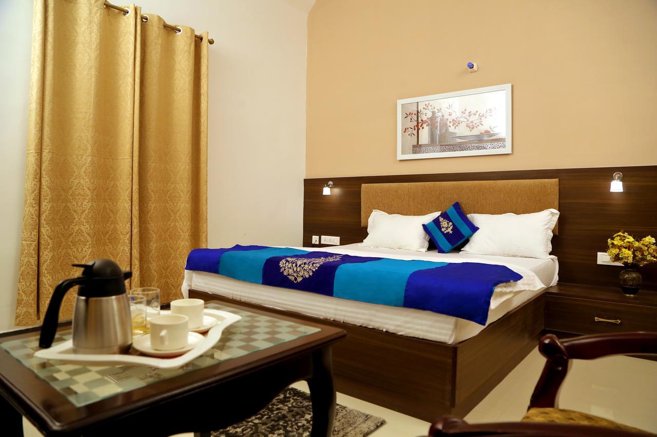 ירקאוד Premier Inn מראה חיצוני תמונה